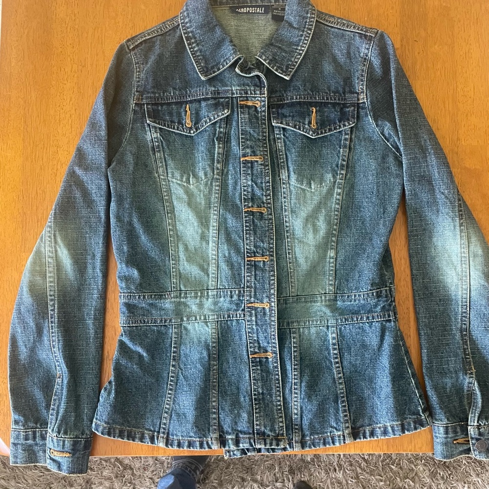 Aeropostale Women's Blue Denim Jacket womens/girls medium